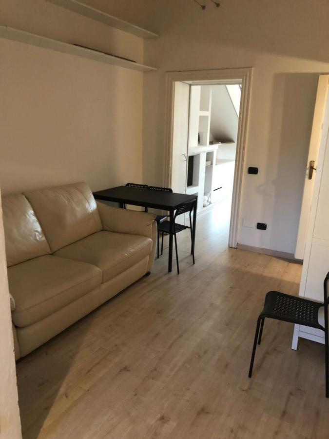 Charming 1-Bed Apartment In Milano Eksteriør billede