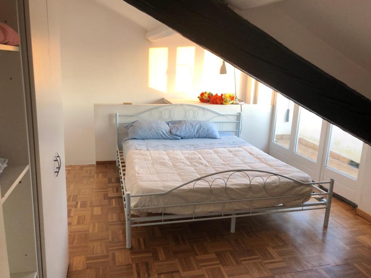Charming 1-Bed Apartment In Milano Eksteriør billede