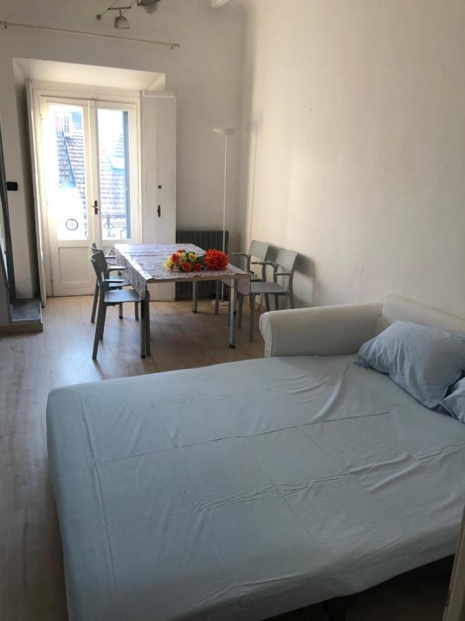 Charming 1-Bed Apartment In Milano Eksteriør billede