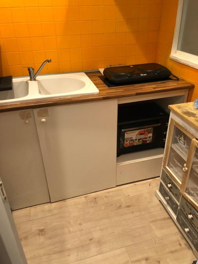 Charming 1-Bed Apartment In Milano Eksteriør billede