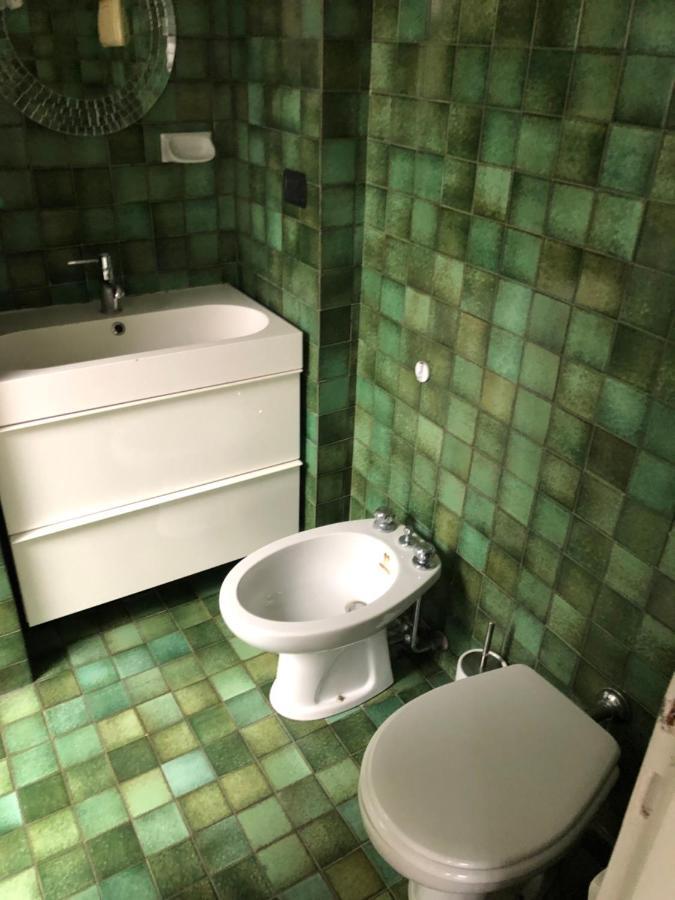 Charming 1-Bed Apartment In Milano Eksteriør billede